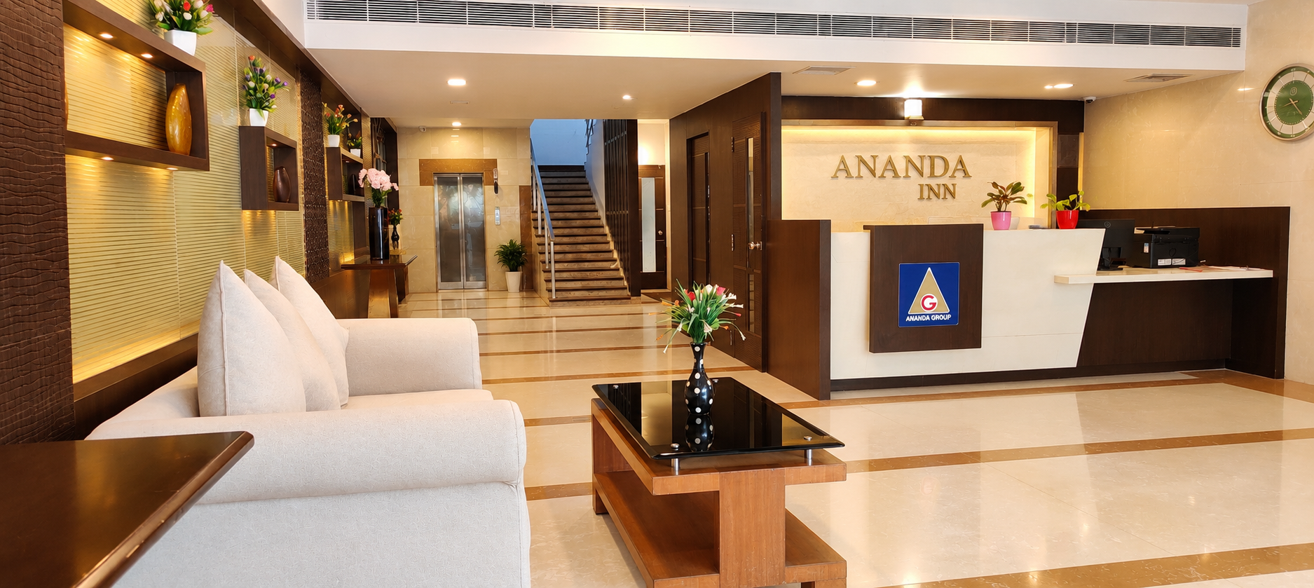 Hotel Ananda Inn Reception Lobby